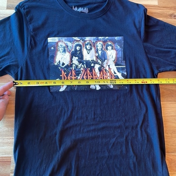 Def Leppard Band Tee size small - Picture 2 of 4